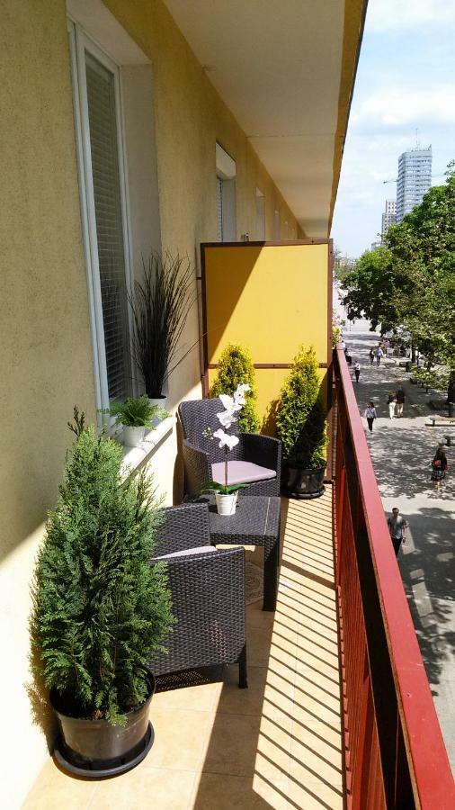 Amber Apartments Palac Kultury Varşovia Exterior foto